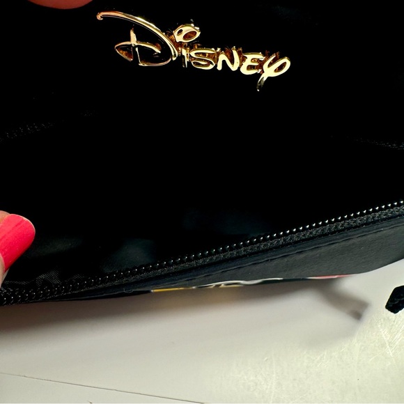 NWT. Primark Disney makeup cosmetic toiletries bag featuring Mickey Mouse. - Picture 11 of 14